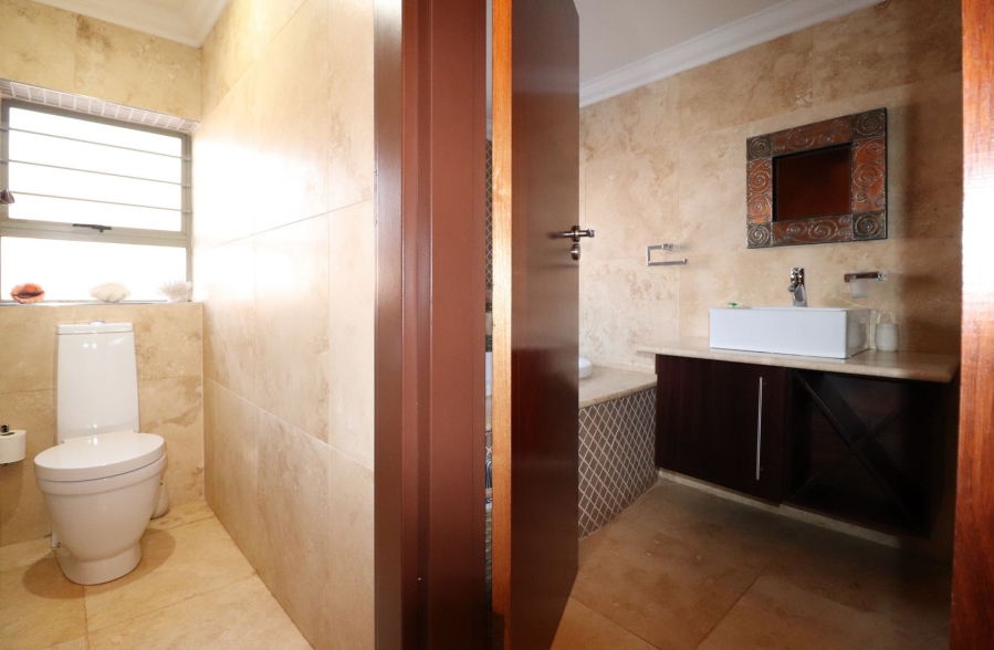 4 Bedroom Property for Sale in Wilkoppies North West